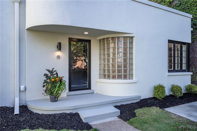 13 Park Street, Buffalo, NY 14201