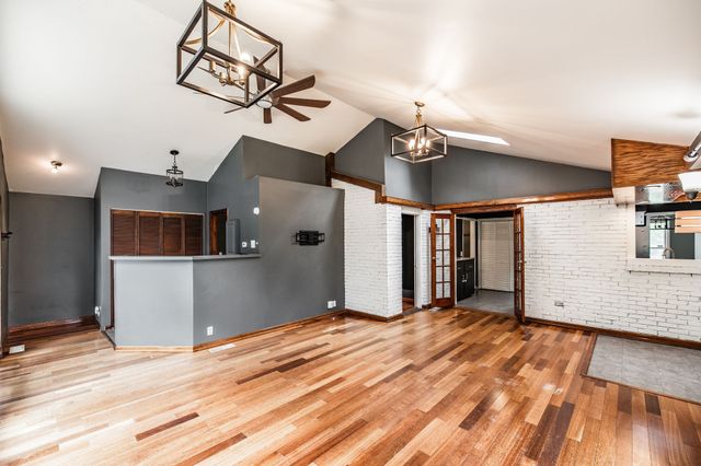 127 Sam Davis Dr, Springfield, TN 37172