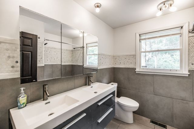127 Sam Davis Dr, Springfield, TN 37172