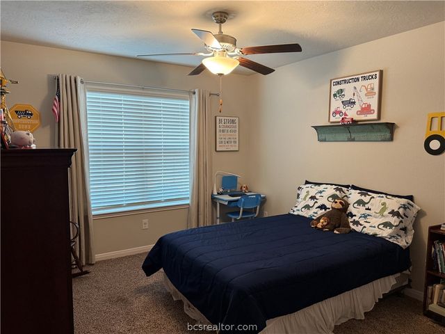 4262 Harding Way, Bryan, TX 77802