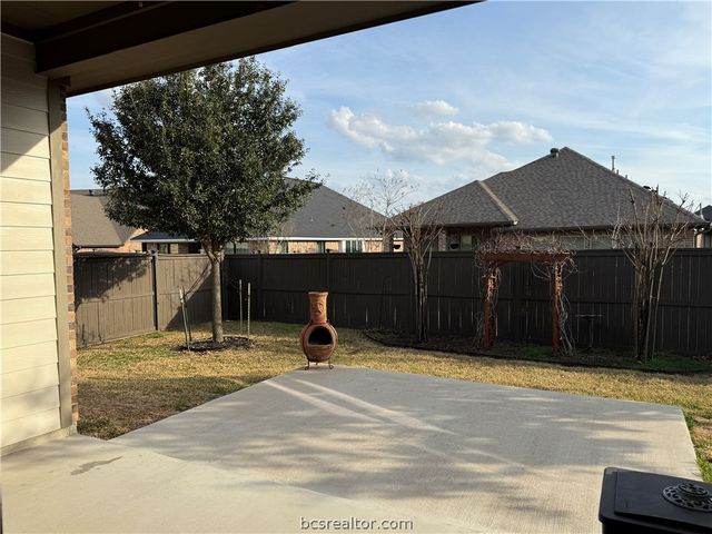 4262 Harding Way, Bryan, TX 77802