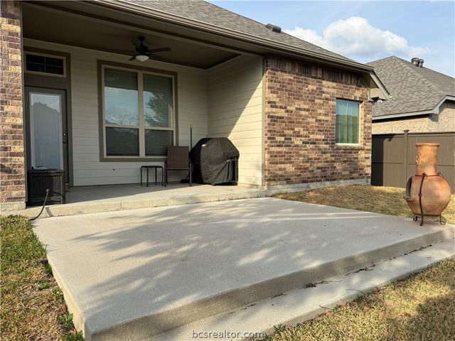 4262 Harding Way, Bryan, TX 77802