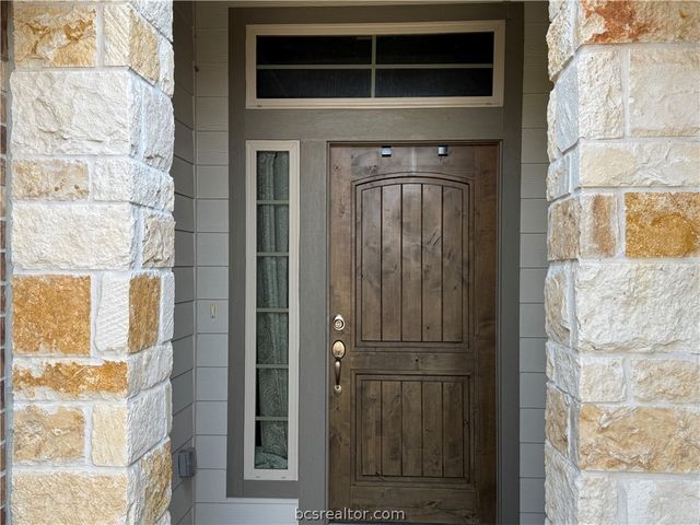 4262 Harding Way, Bryan, TX 77802