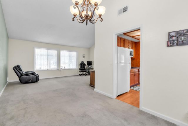 8559 Coral Crest Ct, Elk Grove, CA 95624