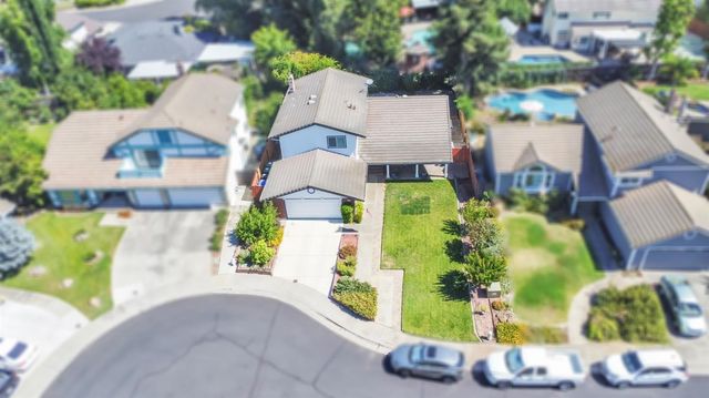 8559 Coral Crest Ct, Elk Grove, CA 95624