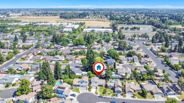 8559 Coral Crest Ct, Elk Grove, CA 95624