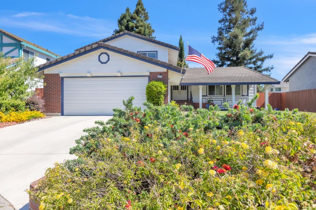 8559 Coral Crest Ct, Elk Grove, CA 95624