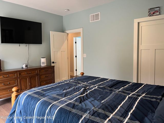 685 Sandy Plains Road, Leeds, NY 12451