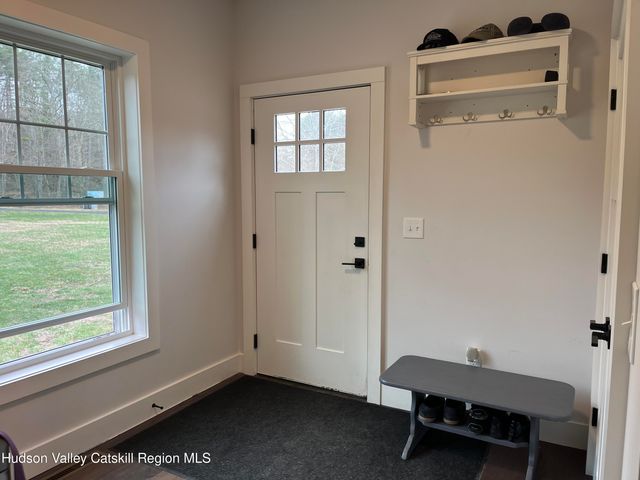 685 Sandy Plains Road, Leeds, NY 12451