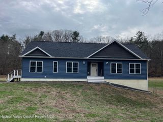 685 Sandy Plains Road, Leeds, NY 12451