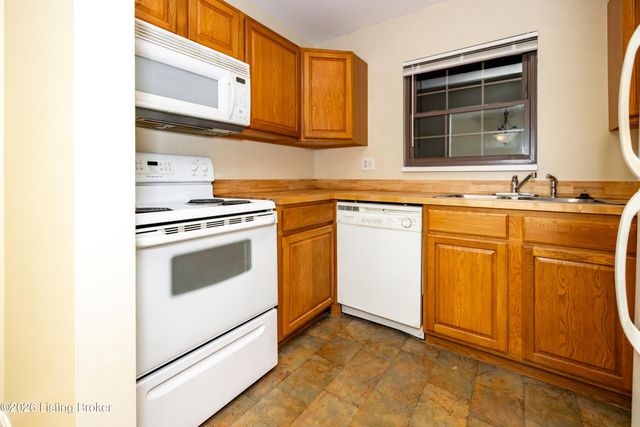 221 N Clifton Ave 4, Louisville, KY 40206