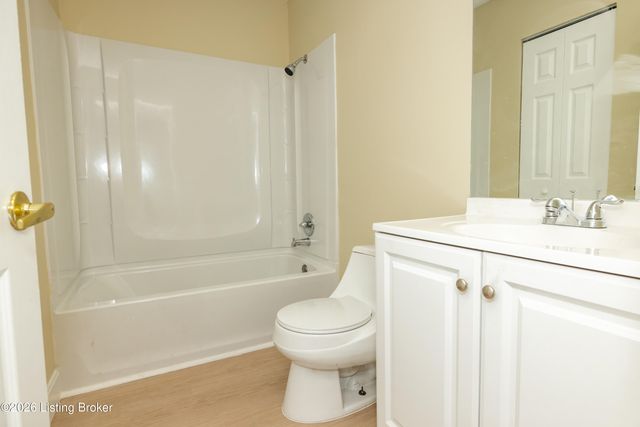 221 N Clifton Ave 4, Louisville, KY 40206