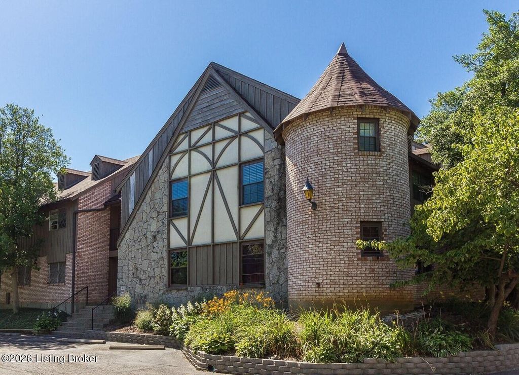 221 N Clifton Ave 4, Louisville, KY 40206