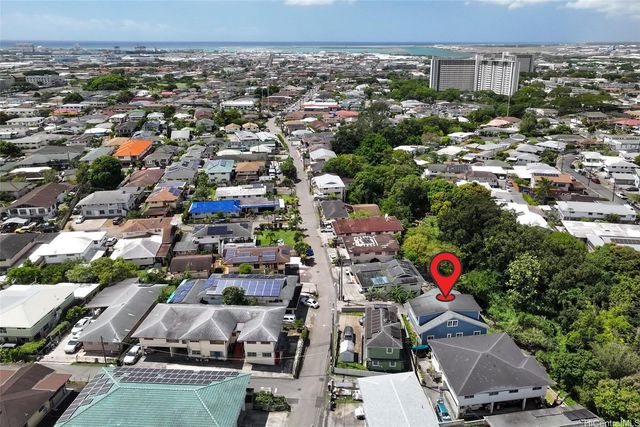 1736 Gulick Avenue, Honolulu, HI 96819
