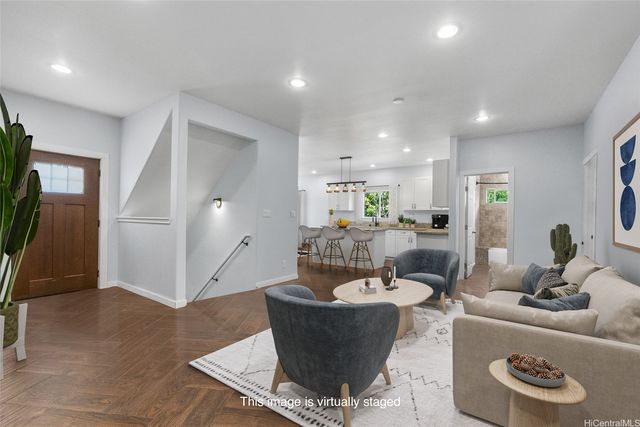 1736 Gulick Avenue, Honolulu, HI 96819