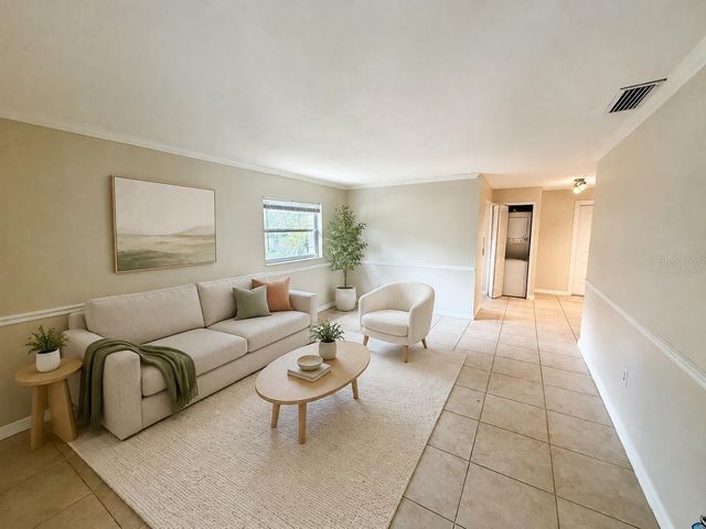1123 ELMWOOD STREET E, Orlando, FL 32801