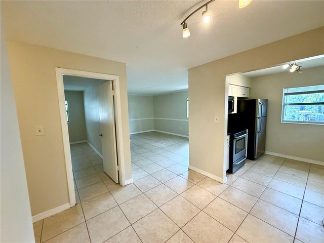1123 ELMWOOD STREET E, Orlando, FL 32801