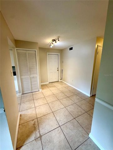 1123 ELMWOOD STREET E, Orlando, FL 32801
