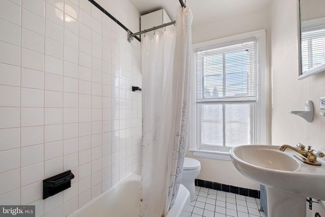 221 CHESTNUT ST, New Castle, DE 19720