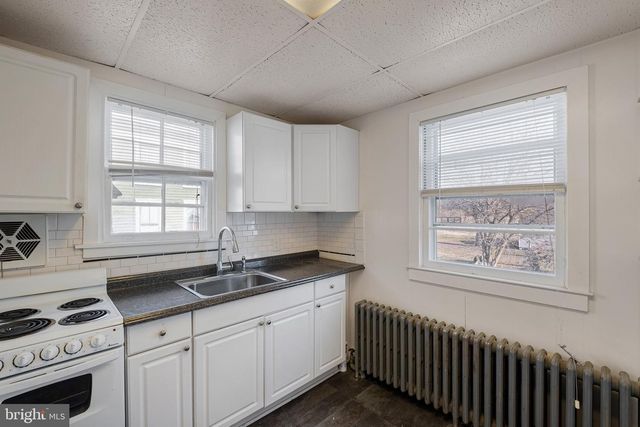 221 CHESTNUT ST, New Castle, DE 19720