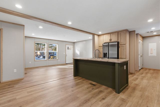 54 O'Keefe Circle, Conway, NH 03860