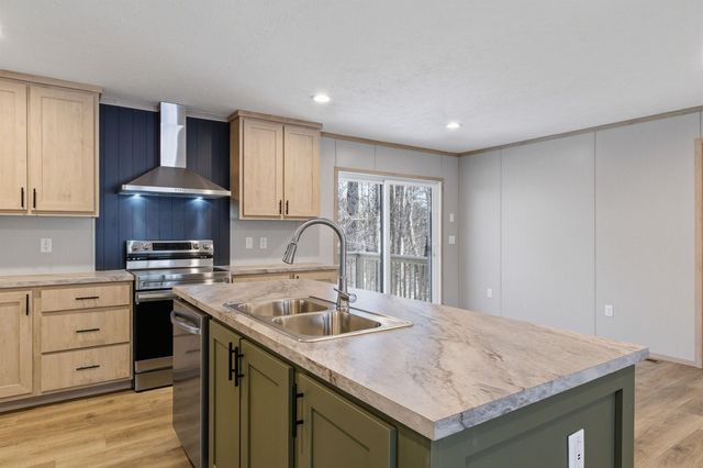 54 O'Keefe Circle, Conway, NH 03860