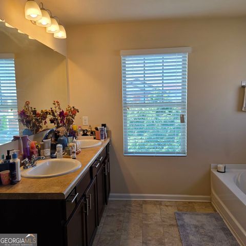 605 Sturbridge Court, Mcdonough, GA 30253