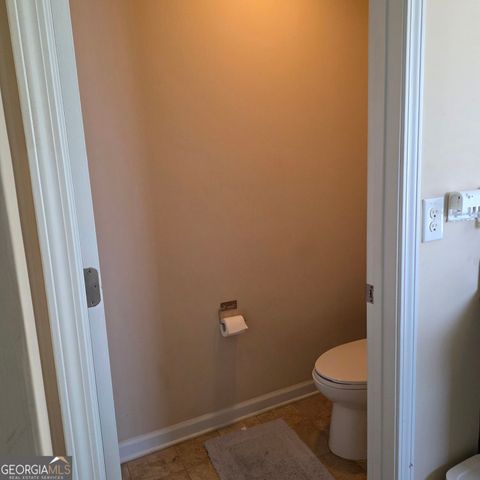 605 Sturbridge Court, Mcdonough, GA 30253