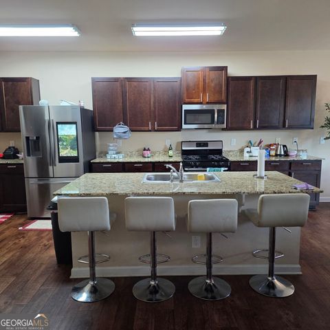 605 Sturbridge Court, Mcdonough, GA 30253