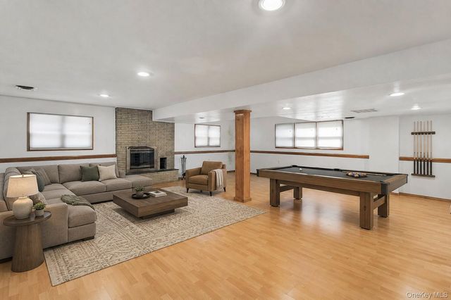 1031 Fordham Lane, Woodmere, NY 11598