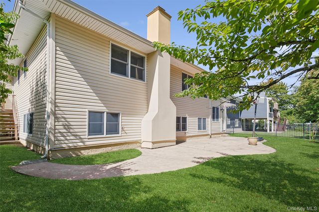 1031 Fordham Lane, Woodmere, NY 11598