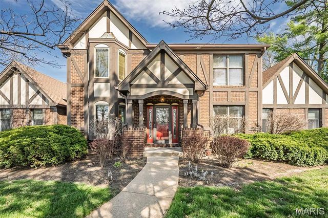 606 Aspen Ridge Court, St Louis, MO 63017