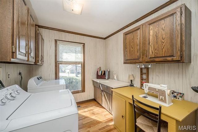 606 Aspen Ridge Court, St Louis, MO 63017