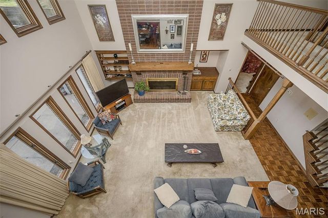 606 Aspen Ridge Court, St Louis, MO 63017