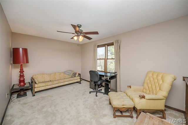 606 Aspen Ridge Court, St Louis, MO 63017