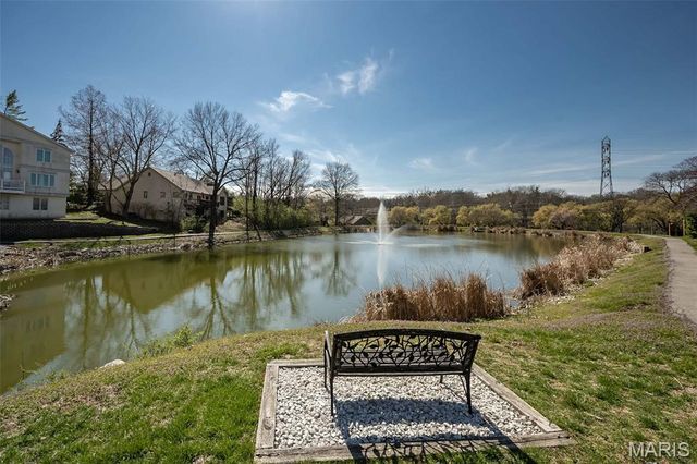 606 Aspen Ridge Court, St Louis, MO 63017