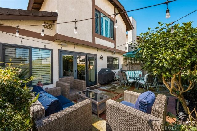 8589 Shadow Lane, Fountain Valley, CA 92708