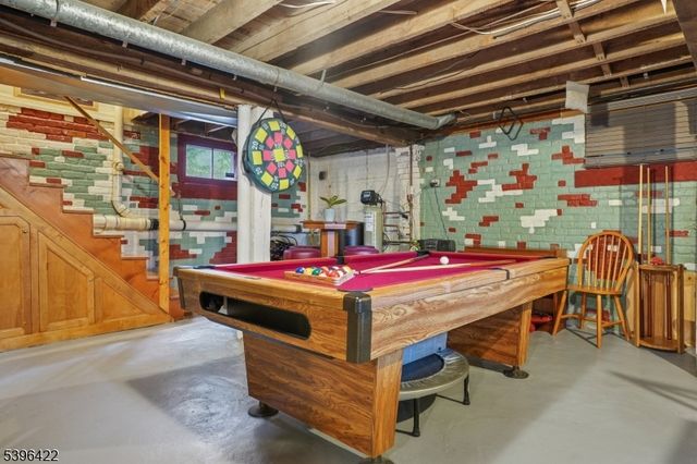 84 Cedar St, Millburn Twp., NJ 07041