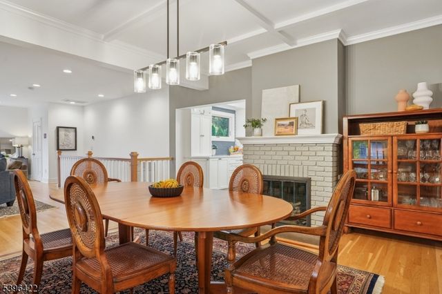 84 Cedar St, Millburn Twp., NJ 07041