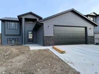 5320 SILVERTON ST, Rapid City, SD 57703