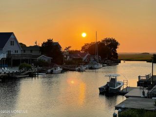 35 W Mohawk Drive, Little Egg Harbor, NJ 08087