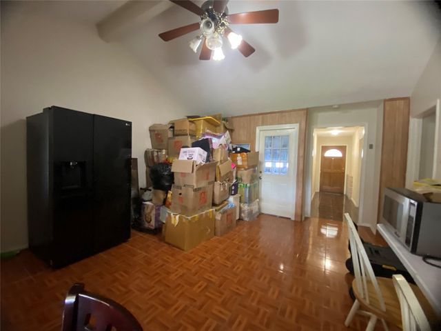 8811 Leader Street, Houston, TX 77036