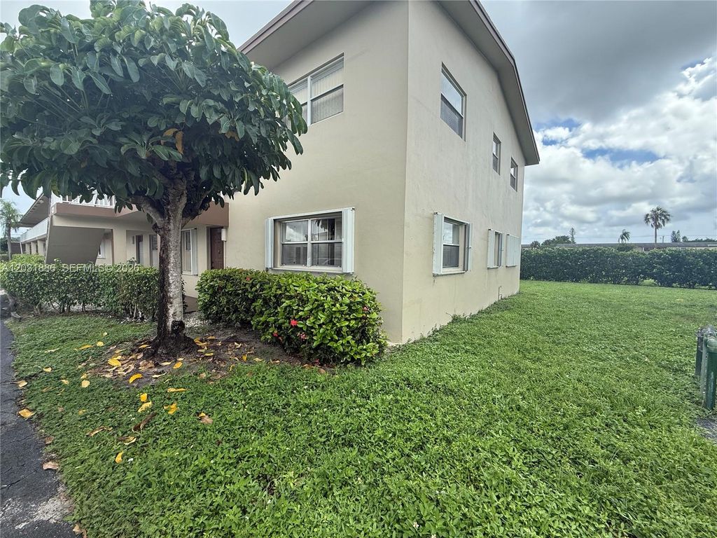 600 NW 77th Avenue 108, Margate, FL 33063
