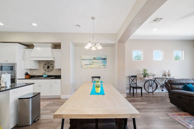 2076 N DORAL CT, Washington, UT 84780