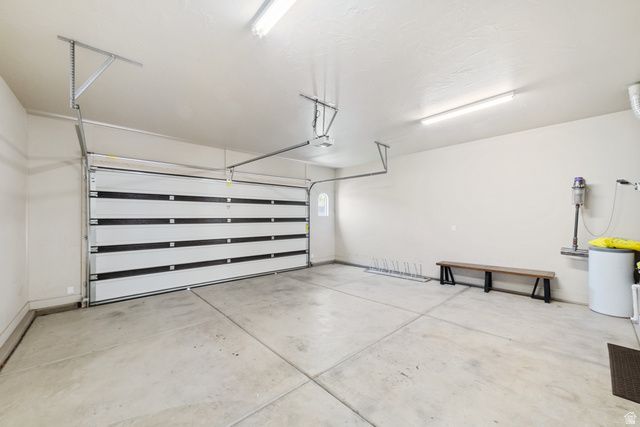 2076 N DORAL CT, Washington, UT 84780