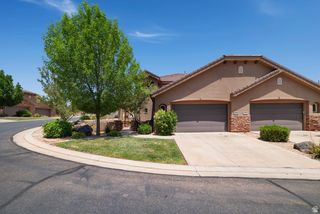 2076 N DORAL CT, Washington, UT 84780