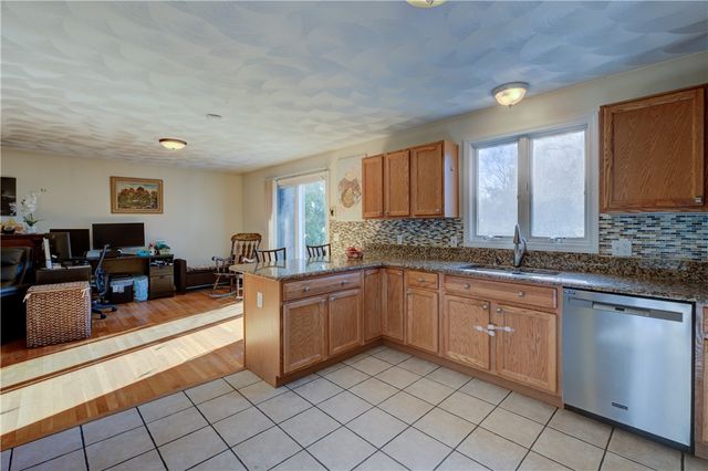 918 Saugatucket Road, South Kingstown, RI 02879