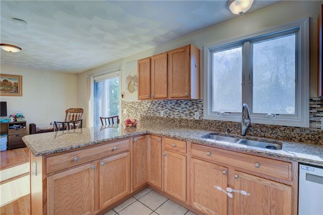 918 Saugatucket Road, South Kingstown, RI 02879