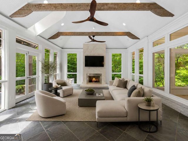 366 Blackland Road NW, Atlanta, GA 30342