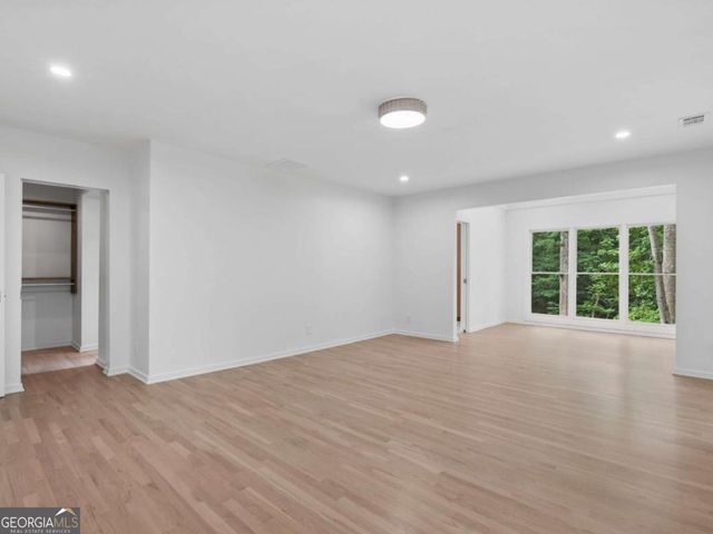 366 Blackland Road NW, Atlanta, GA 30342